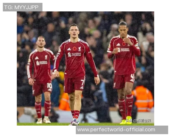 中超焦点战利物浦与巴黎圣日耳曼激战成平红牌事件引发全场热议